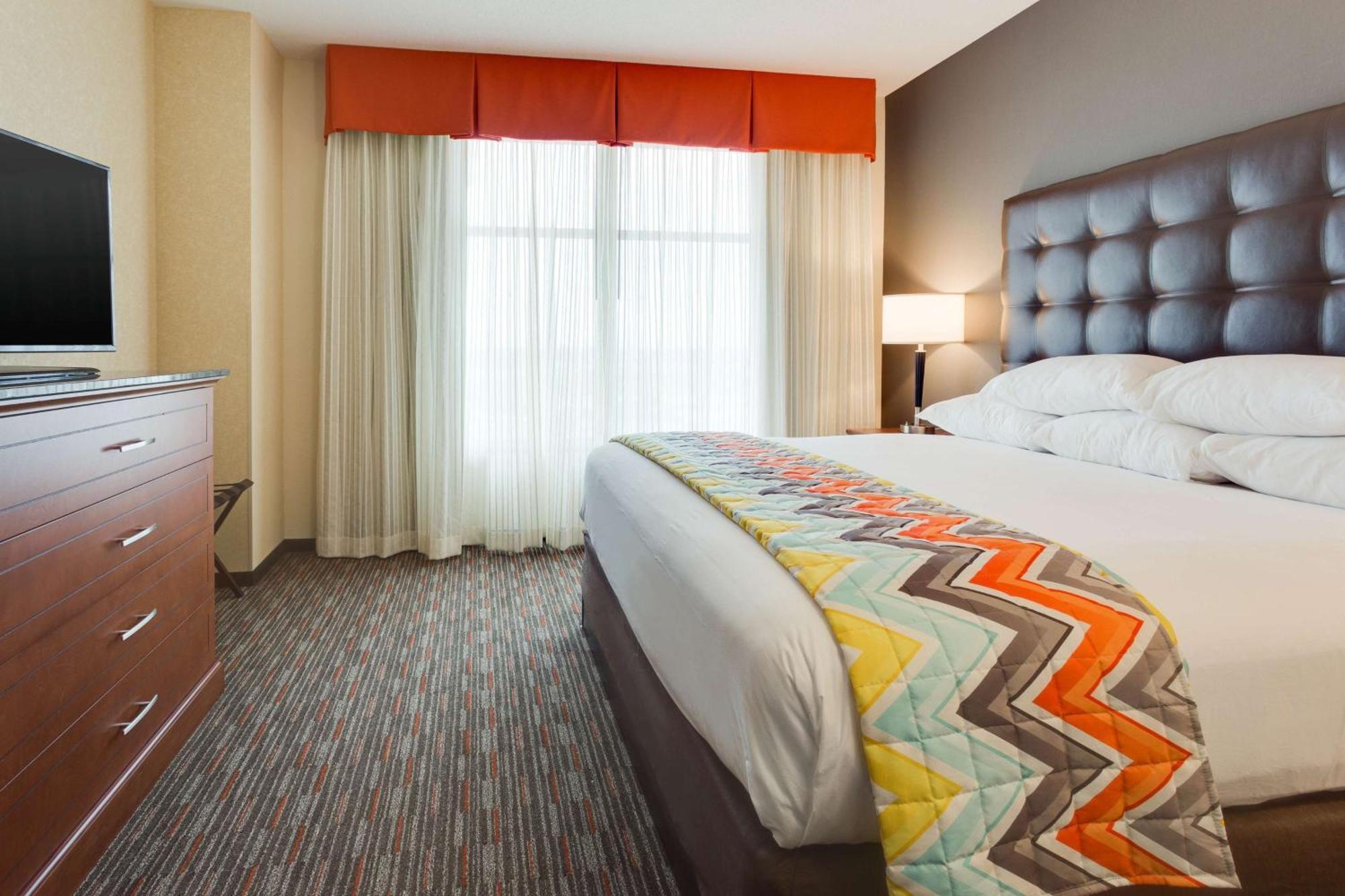 Drury Inn & Suites Fort Myers Airport Fgcu מראה חיצוני תמונה